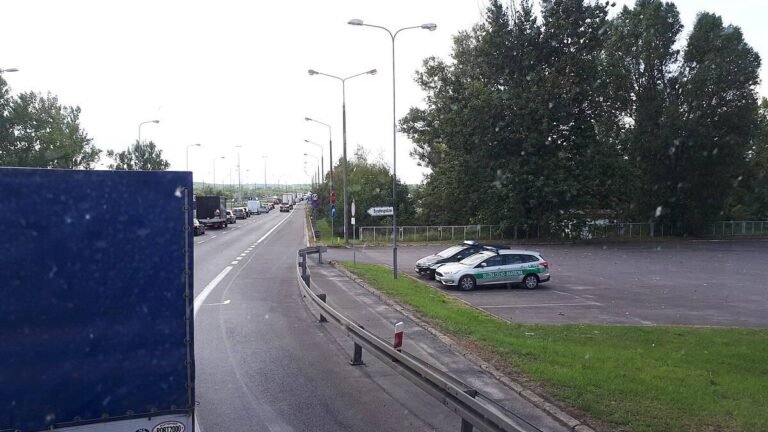 20190721_140545_Świecko-Frankfurt_border_crossing_July_2019