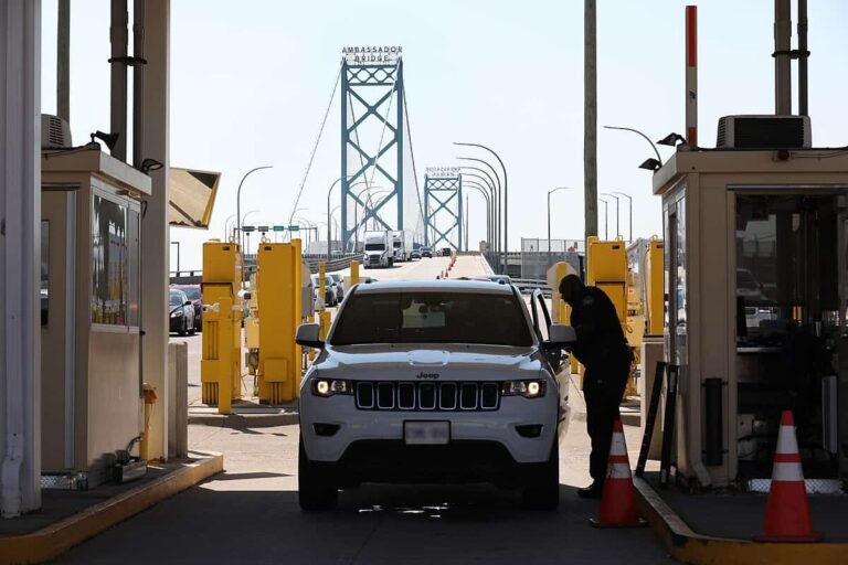 United_States_Customs_and_Border_Protection_Officers_conduct_daily_operations_at_the_Detroit_Windsor_Tunnel_Port_of_Entry_at_the_Port_of_Detroit,_Michigan_on_August_24,_2022_-_14